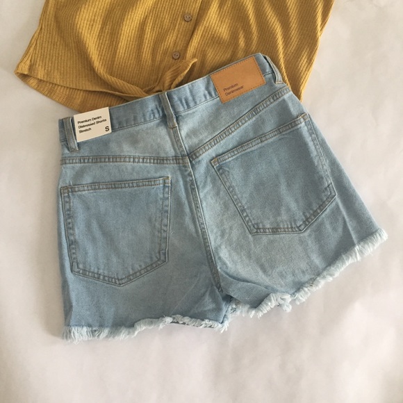 NWT Light denim shorts - Picture 7 of 7